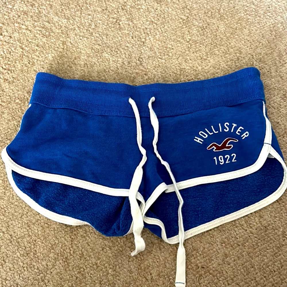 Hollister soft shorts
